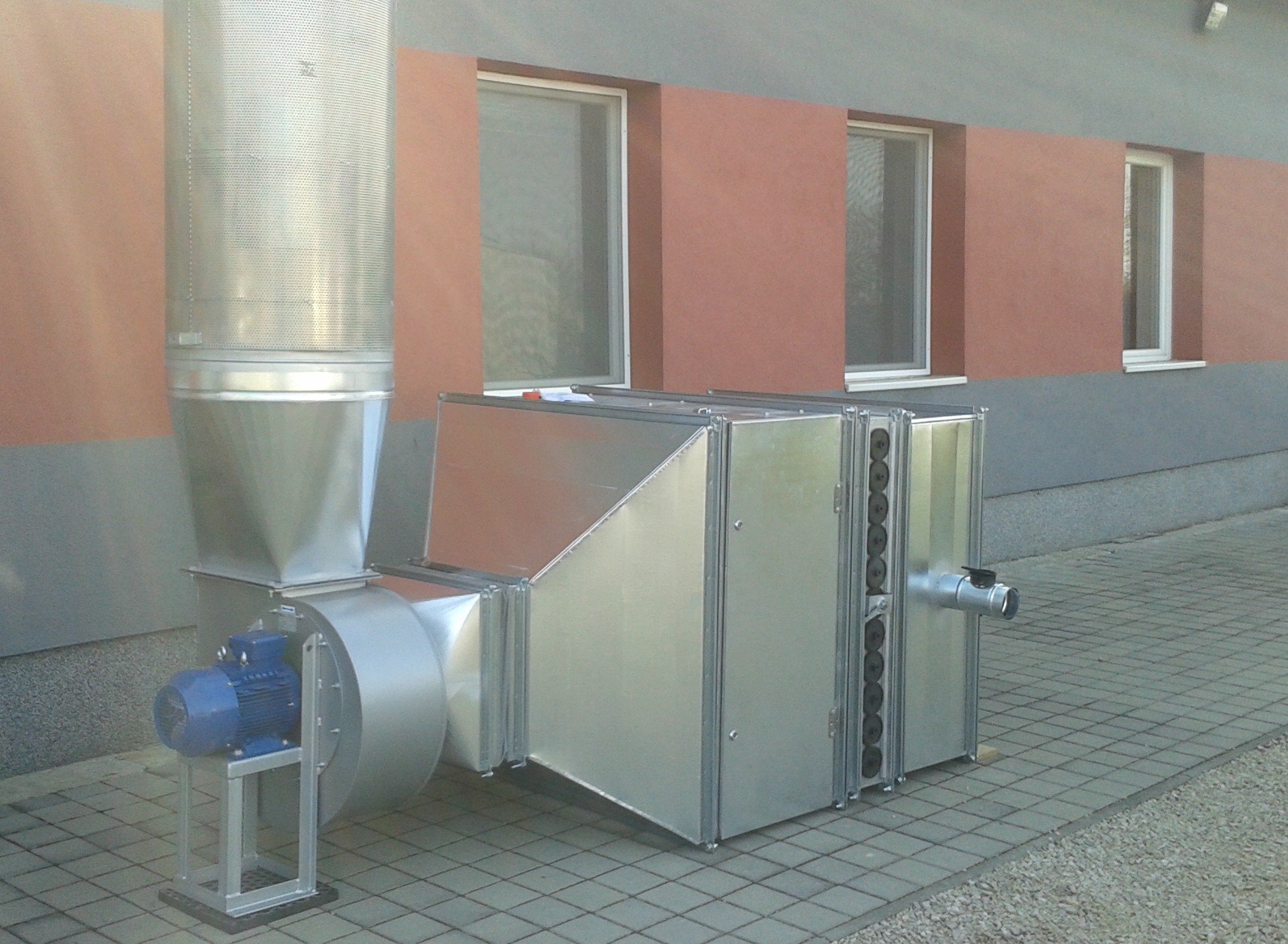 Egyedi szűrési megoldások kivitelezése